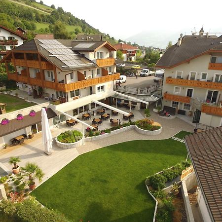 Hotel Oberwirt Velturno Exteriör bild
