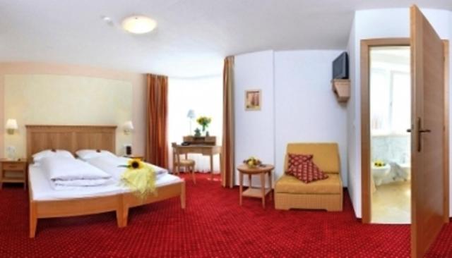 Hotel Oberwirt Velturno Rum bild