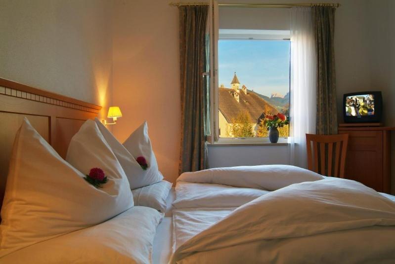 Hotel Oberwirt Velturno Exteriör bild